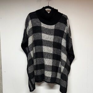 Relativity Sweater Poncho
